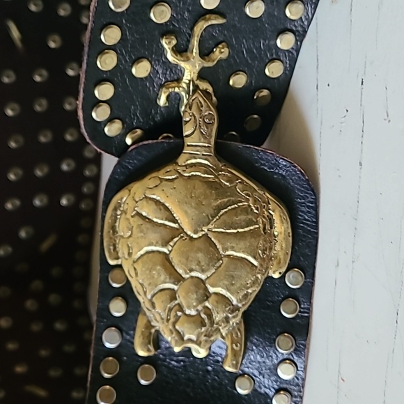 * Vintage Belt with Brass Details - Picture 2 of 7